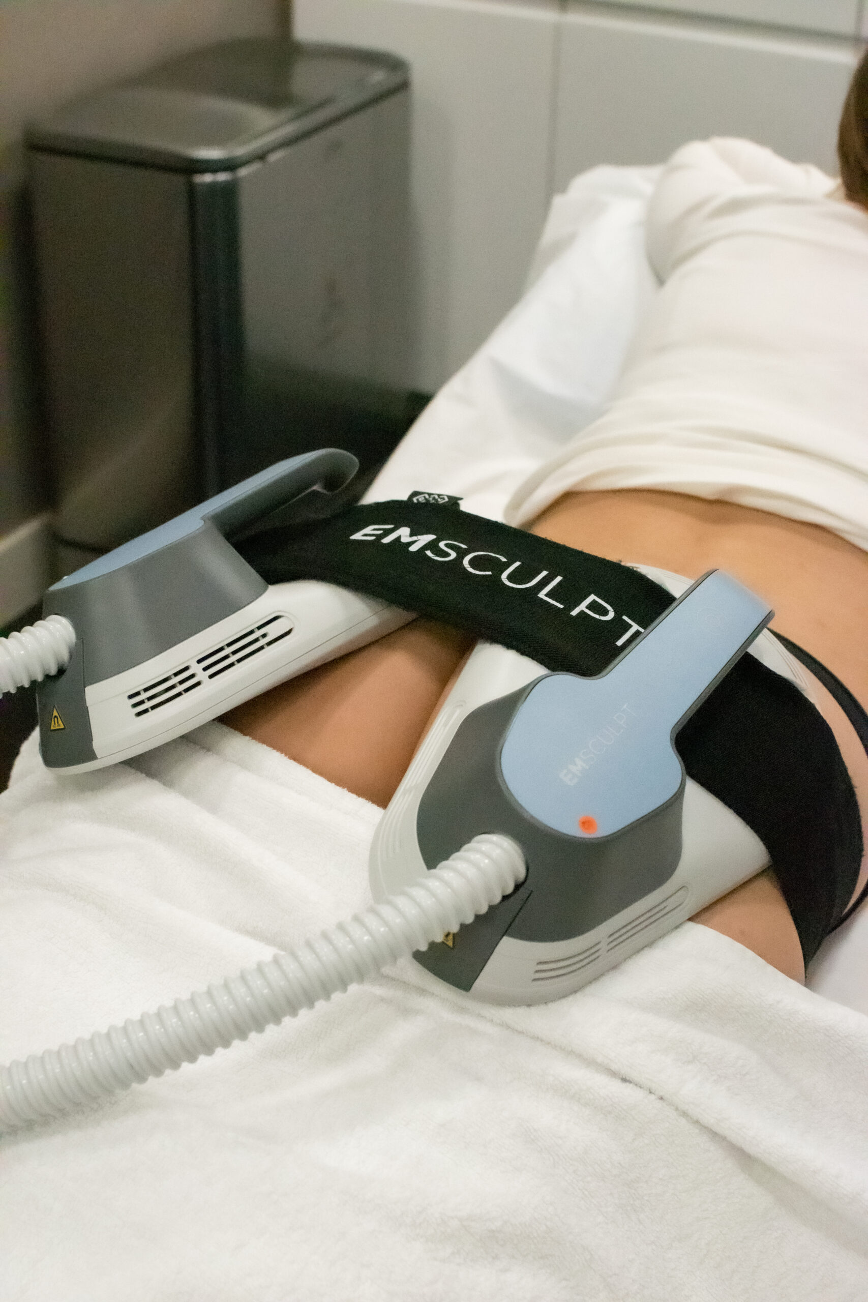 EmSculpt vs. CoolSculpting – Which is right for you?